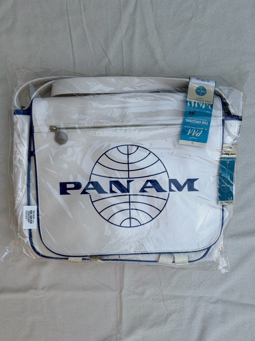 Pan Am Messenger Reloaded-2 Vintage White Leather Shoulder bag